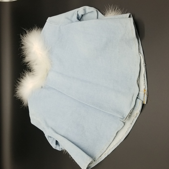 Princess Kids USA 12 Month Light Blue Denim Jean Jacket with White Faux Feathers - Picture 5 of 7